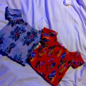 Brand,1st kiss,they come in a set.Two tank tops